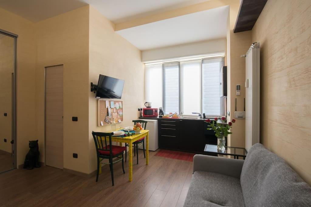 Appartamento Milano Zona Centrale Buitenkant foto